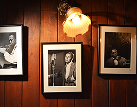 Piano Bar IZUMI 写真3